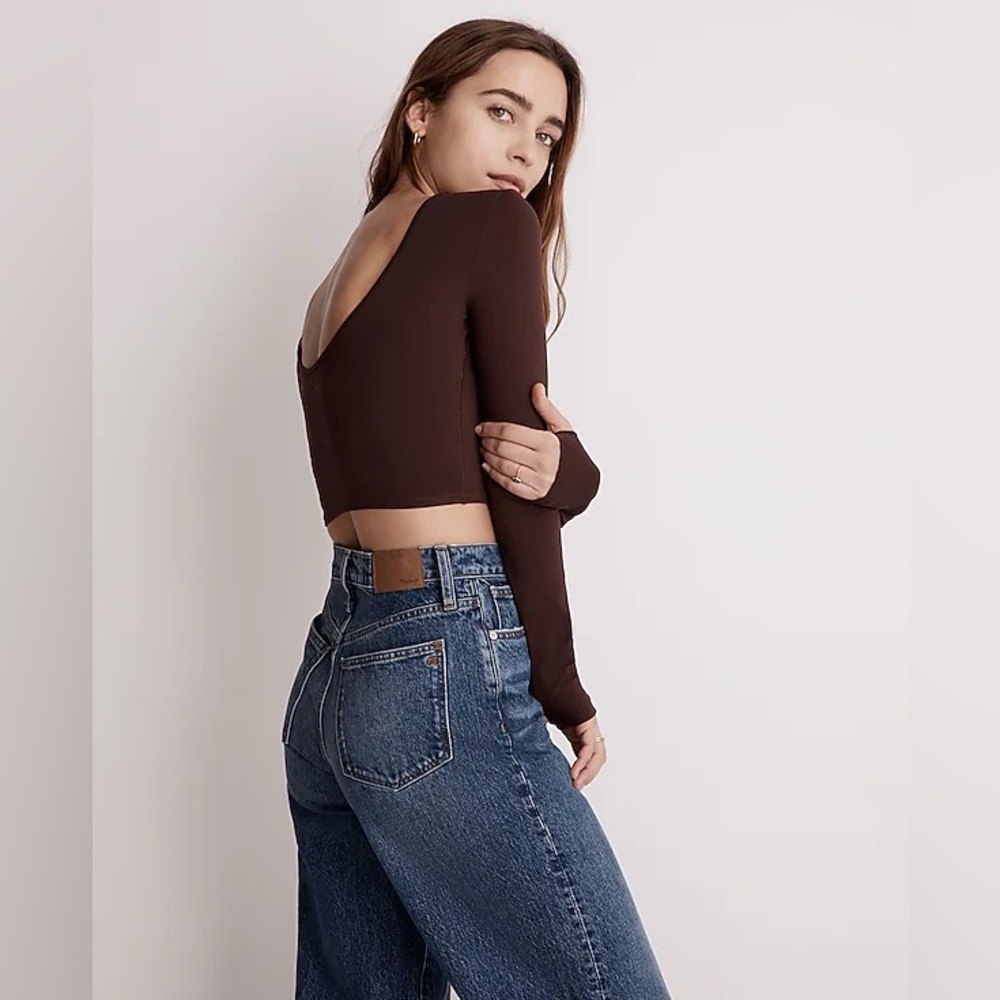 Madewell Flex Long Sleeve Scoop Tee in Chocolate Raison in XS